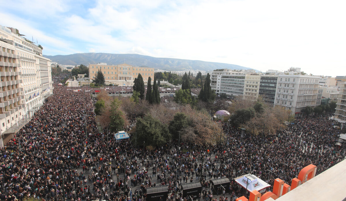 Βίντεο της ΚΝΕ που καλεί στα συλλαλητήρια και την απεργία της 28ης Φεβρουαρίου για τα Τέμπη