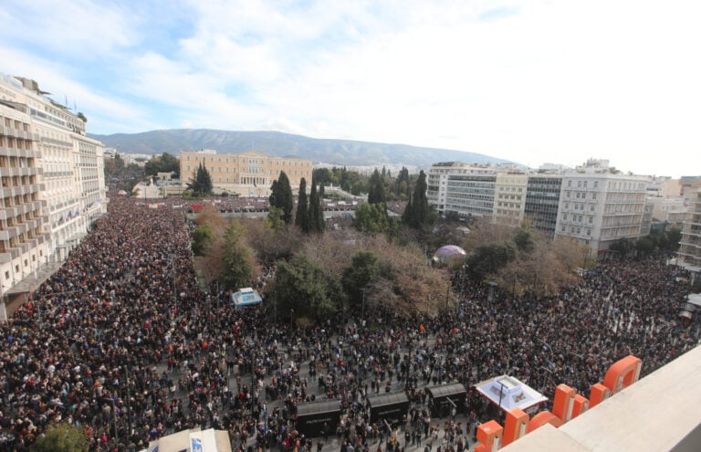 Βίντεο της ΚΝΕ που καλεί στα συλλαλητήρια και την απεργία της 28ης Φεβρουαρίου για τα Τέμπη