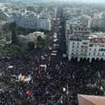 Χιλιάδες πολίτες στη Θεσσαλονίκη διαδηλώνουν για τα Τέμπη