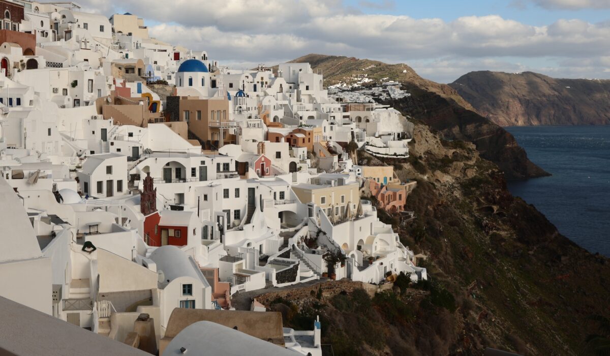 Ανοιχτά ξανά τα σχολεία στη Σαντορίνη