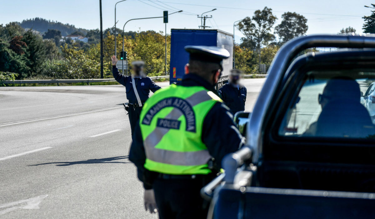 Έλεγχοι της Αστυνομίας στους δρόμους για την 25η Μαρτίου