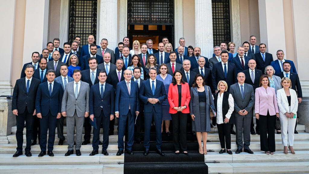 Υπουργικό Συμβούλιο Ανασχηματισμός